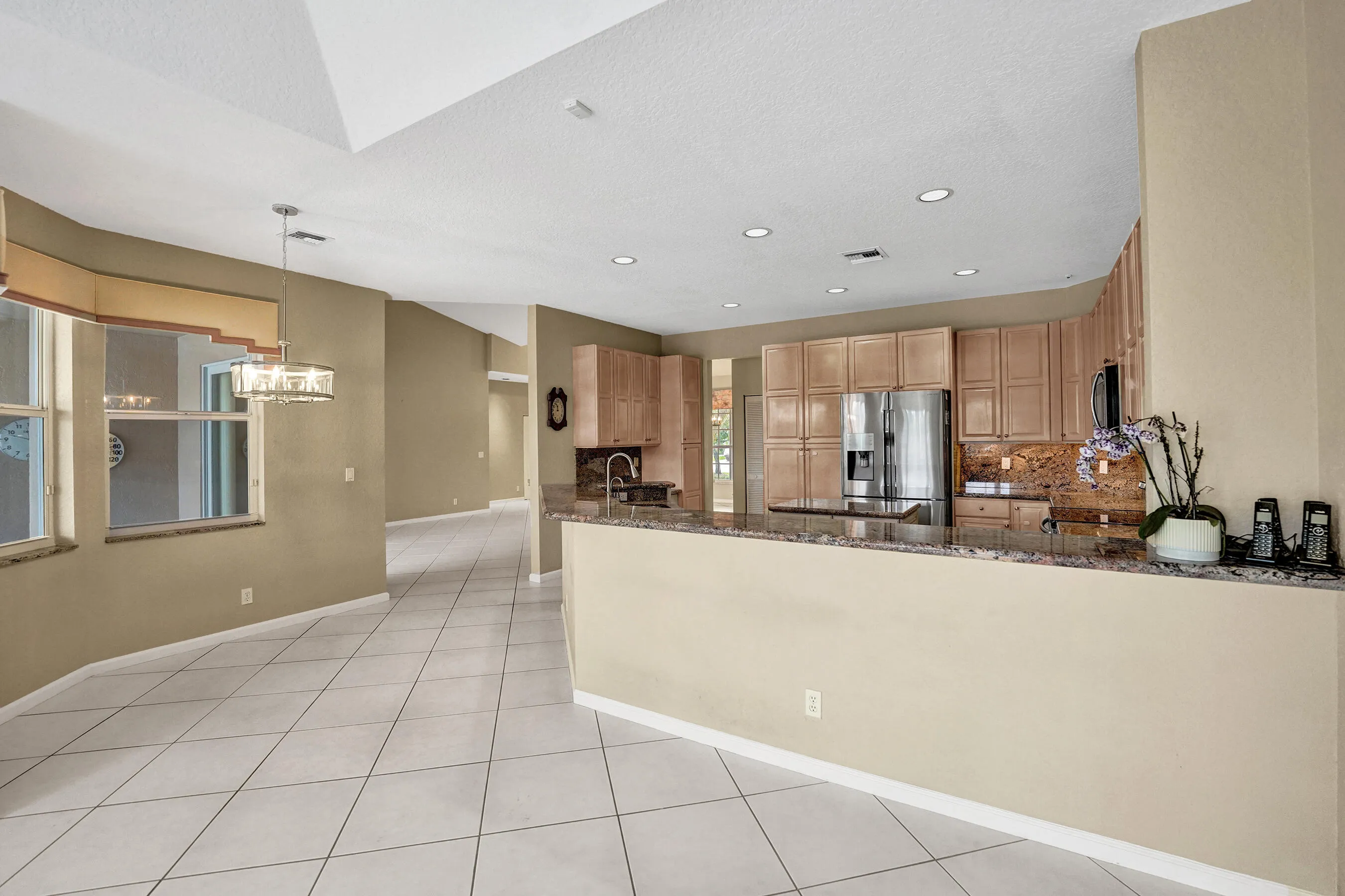 Living room and breakfast nook