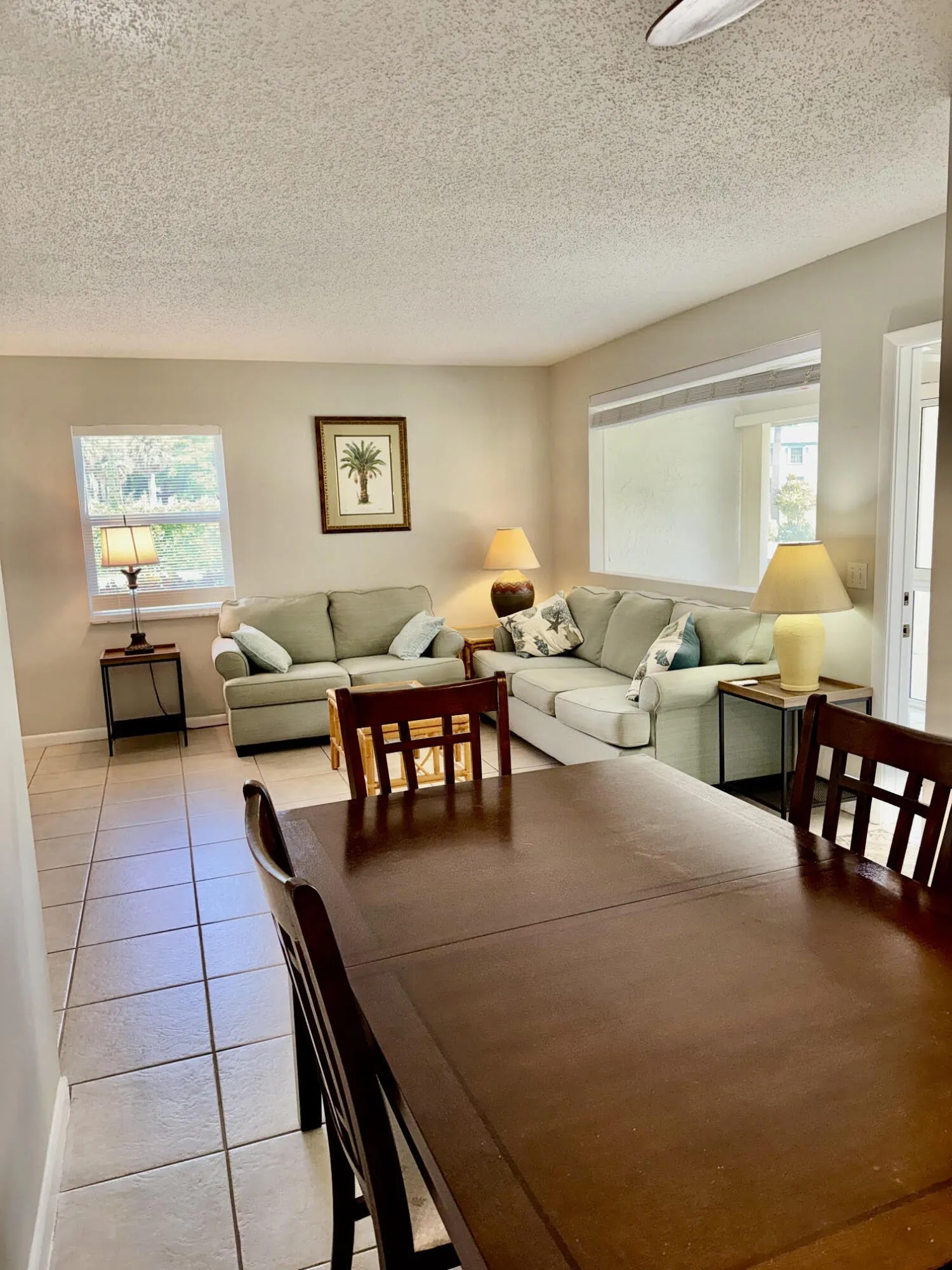 More interior pictures