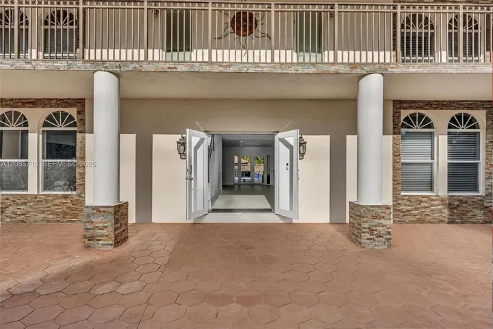 ENTRANCE VIEW