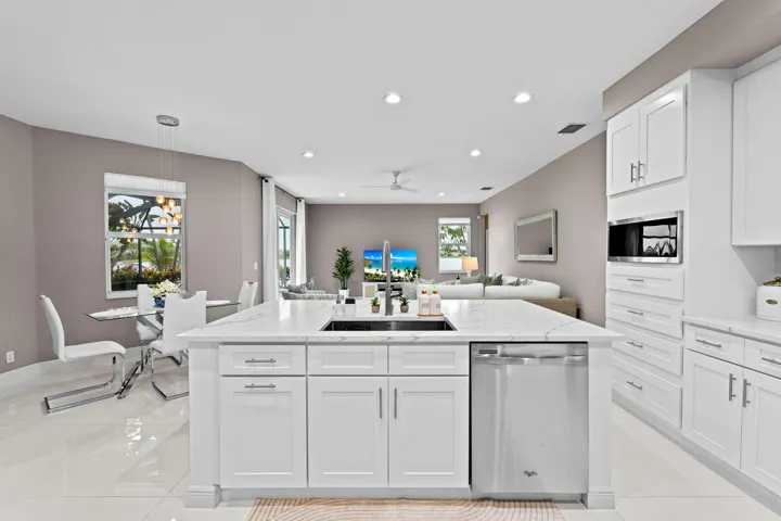 15-web-or-mls-A7400029