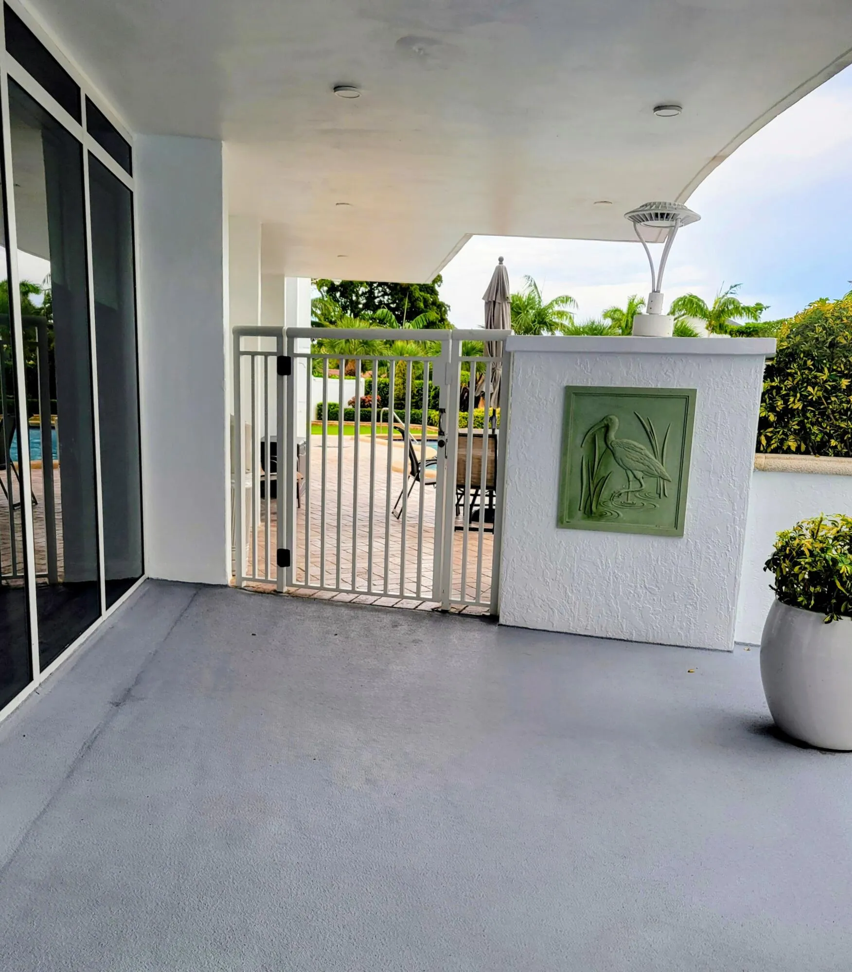 Entrance to pool