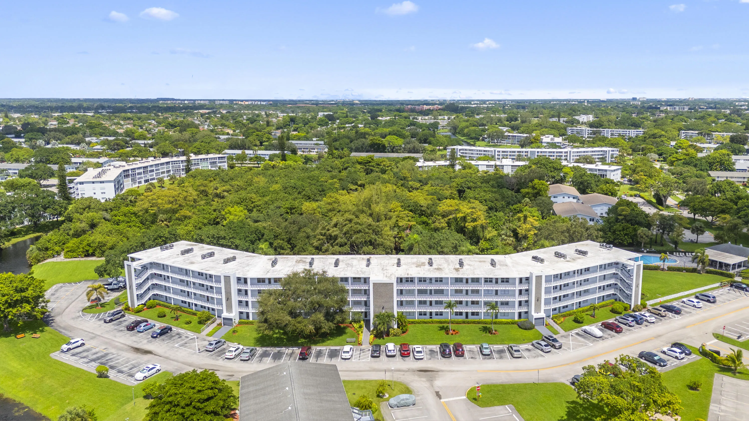 OAKRIDGE F BUILDING