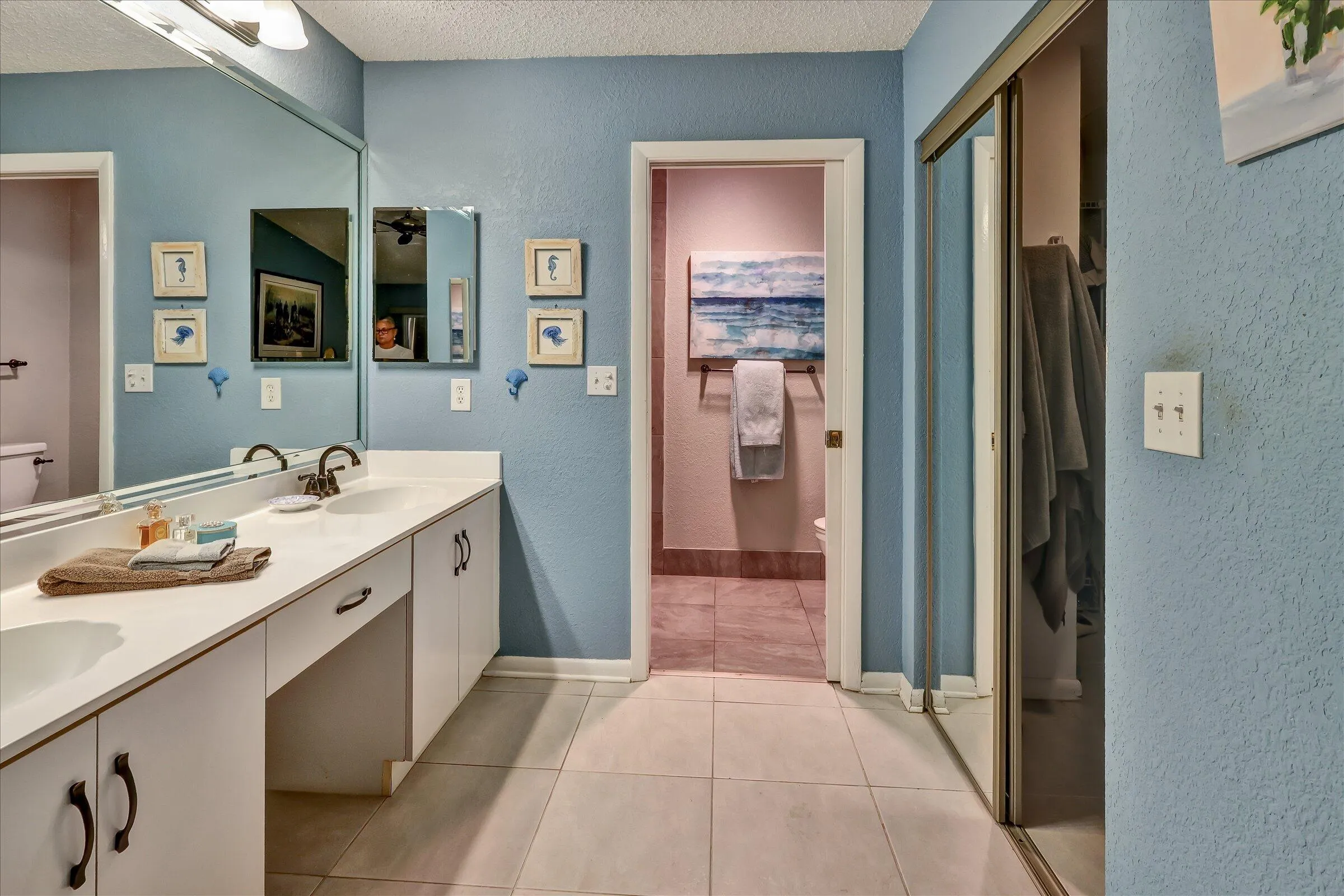 with walk in closet