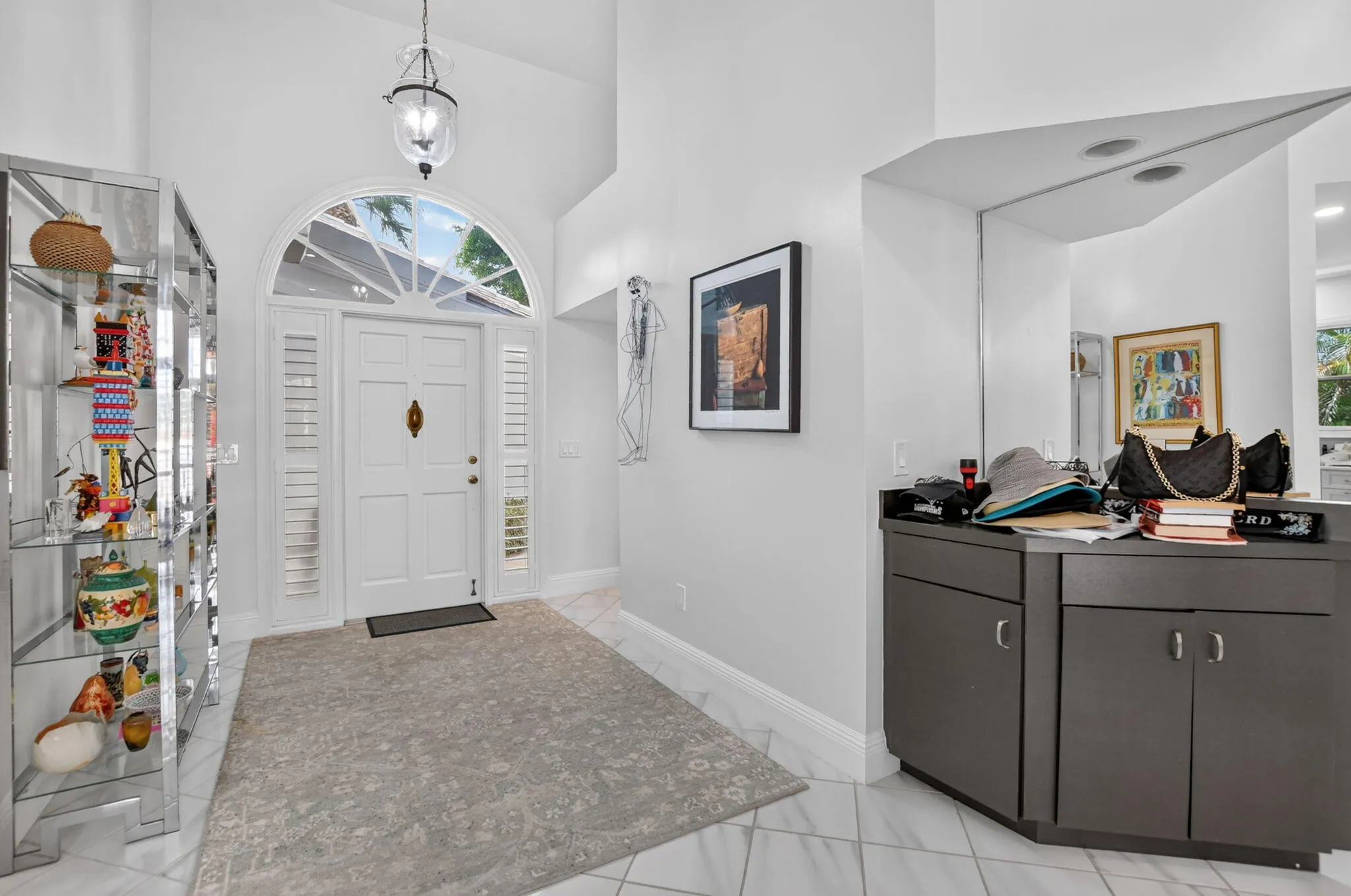 Foyer entry