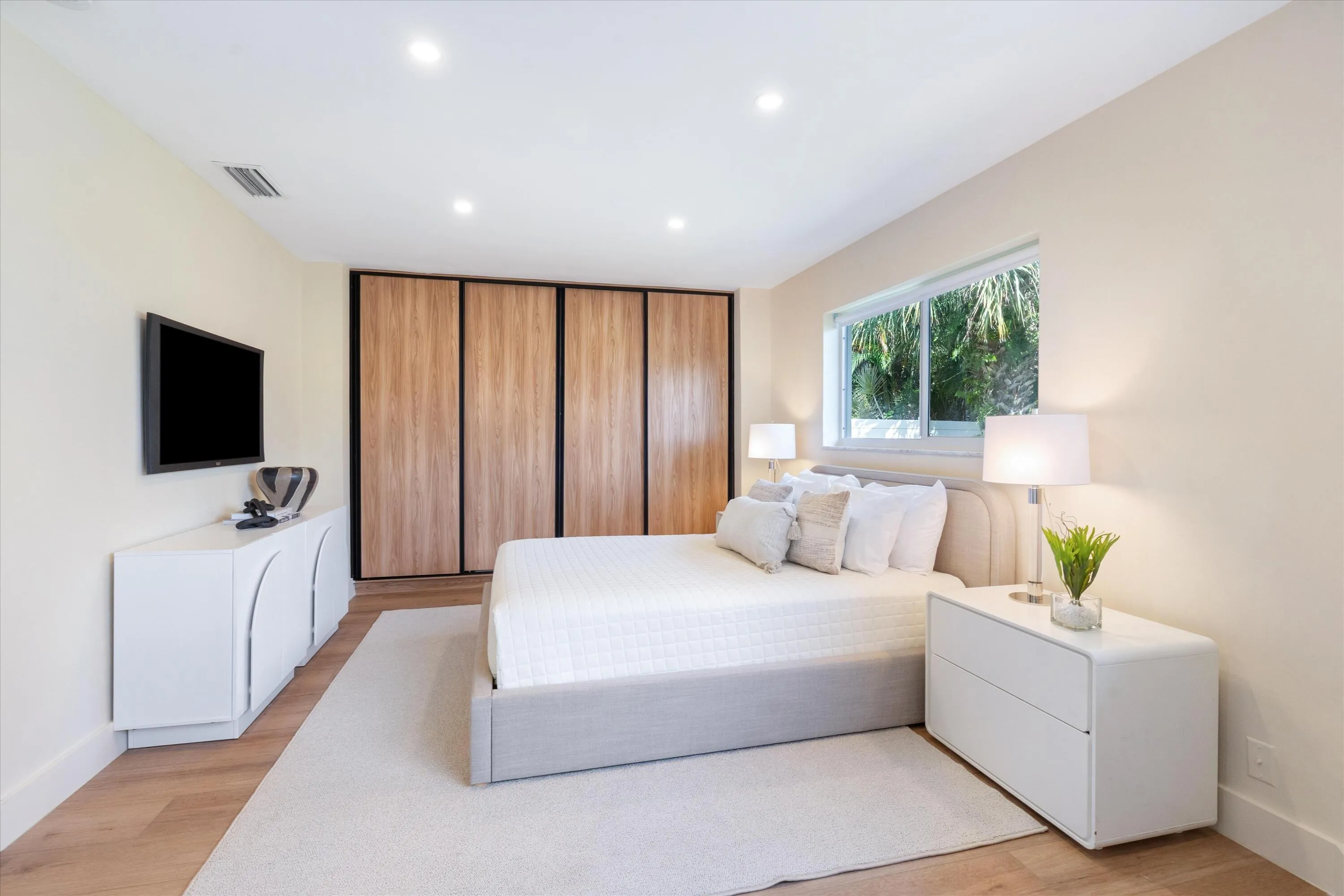 20-1931 NE 62nd Street Ft. Lauderdale, F