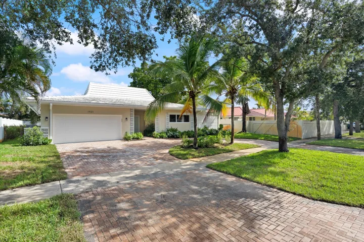 01-1931 NE 62nd Street Ft. Lauderdale, F