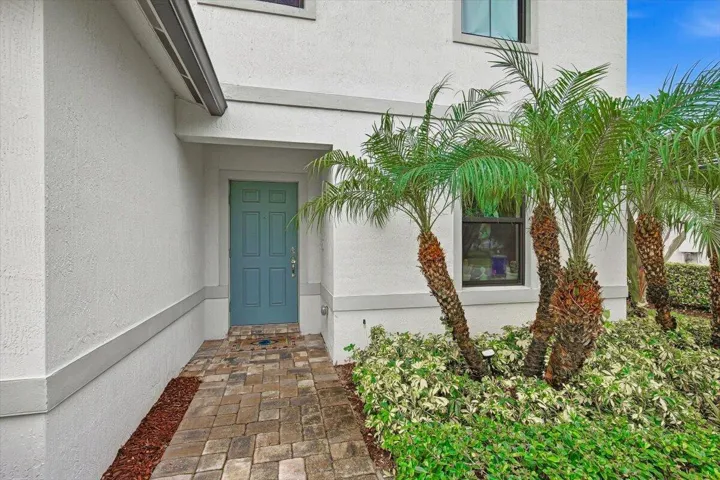 28-Front Home-E