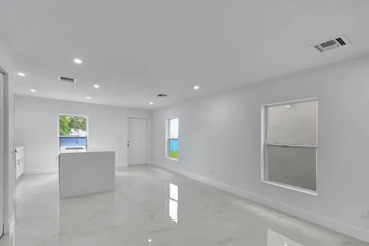 7-web-or-mls-House (7)