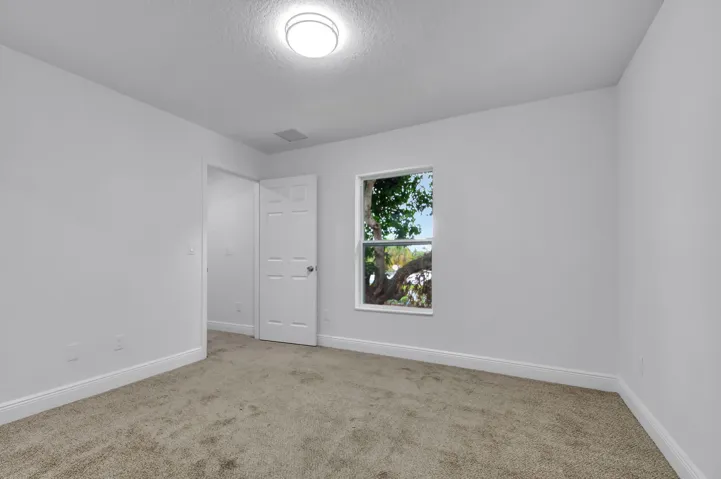30-web-or-mls-House (30)