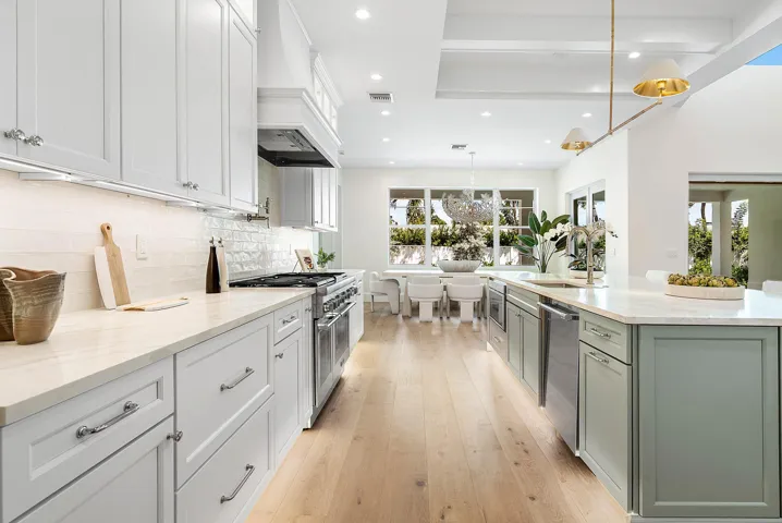 Kitchen 8