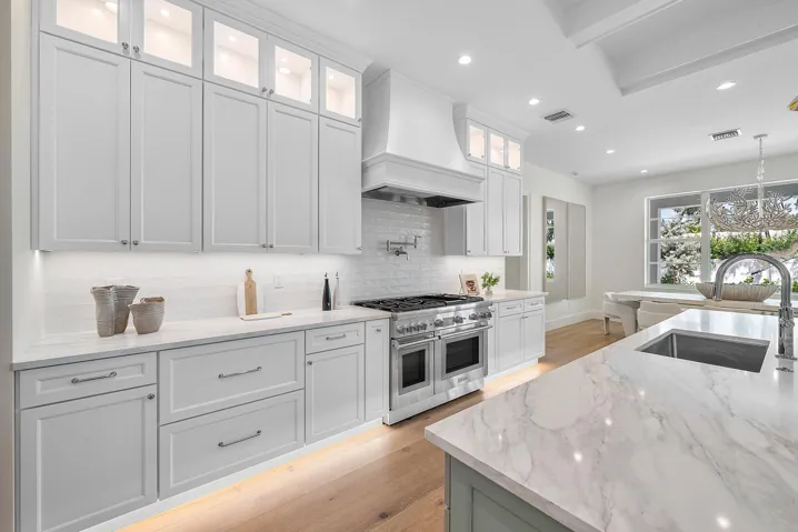 Kitchen 7