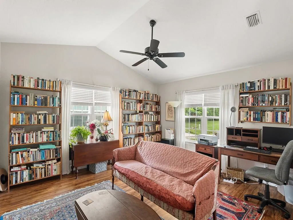 Property photo 22