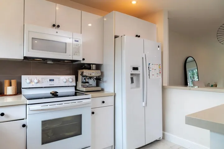 450 SE 7th St #232-Dania Beach-FL-33004-