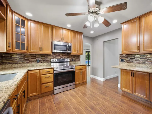 Kitchen 3