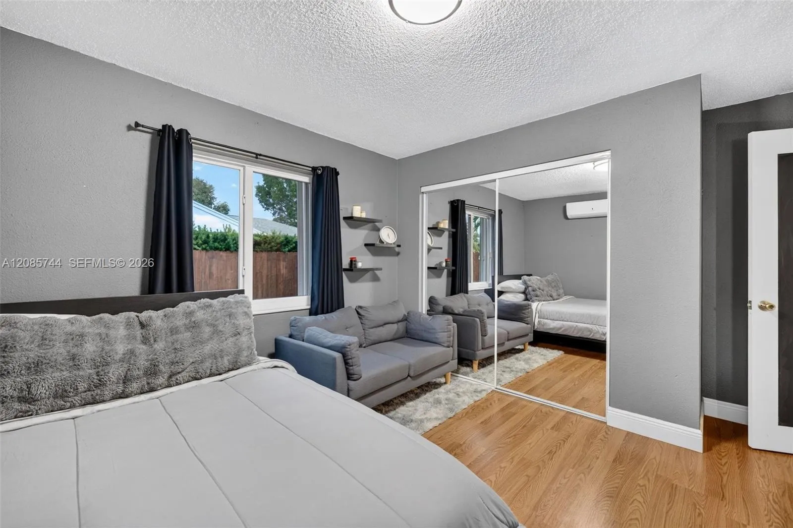 2nd guest bedroom w/ view to backyard 2nd guest bedroom w/ view to backyard