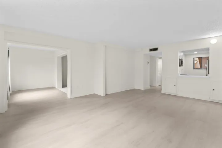 Miles Grant Living Room and Nook