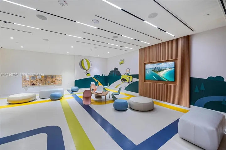 Floor 52-Kids Room