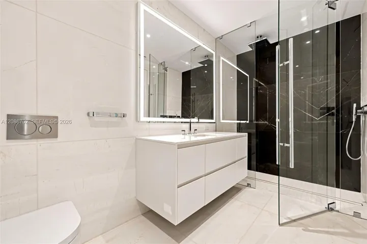 Master Bathroom.
