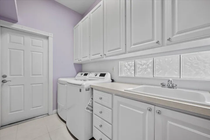 Large Laundry Room