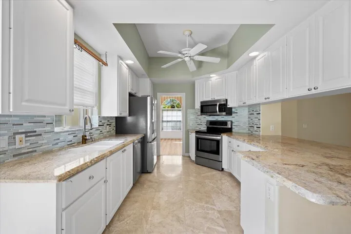 Open Kitchen