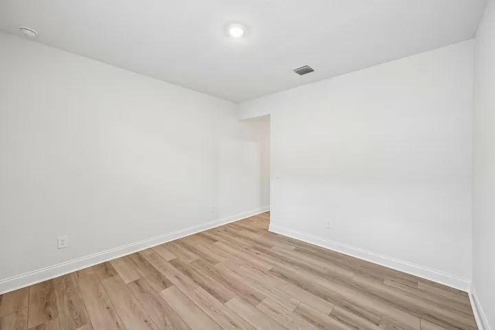 5591 Hampton Park Cir Vero Beach (23)