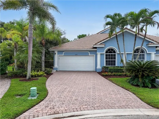 Welcome to 480 NW Red Pine Way, Jensen Beach FL