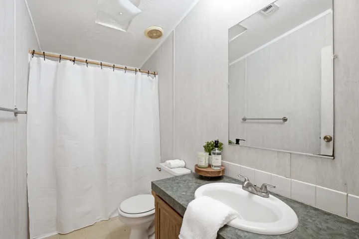 Secondary bathroom