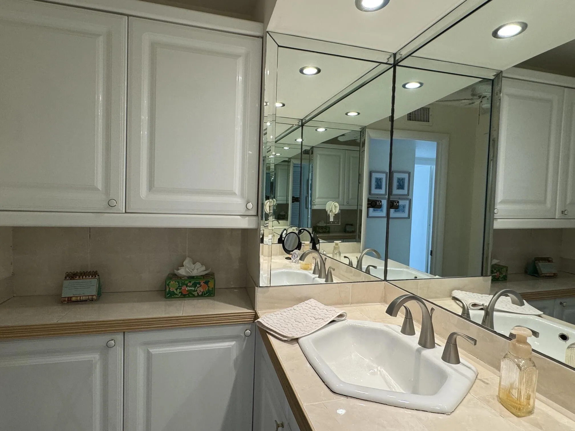 JH PH5 vanity