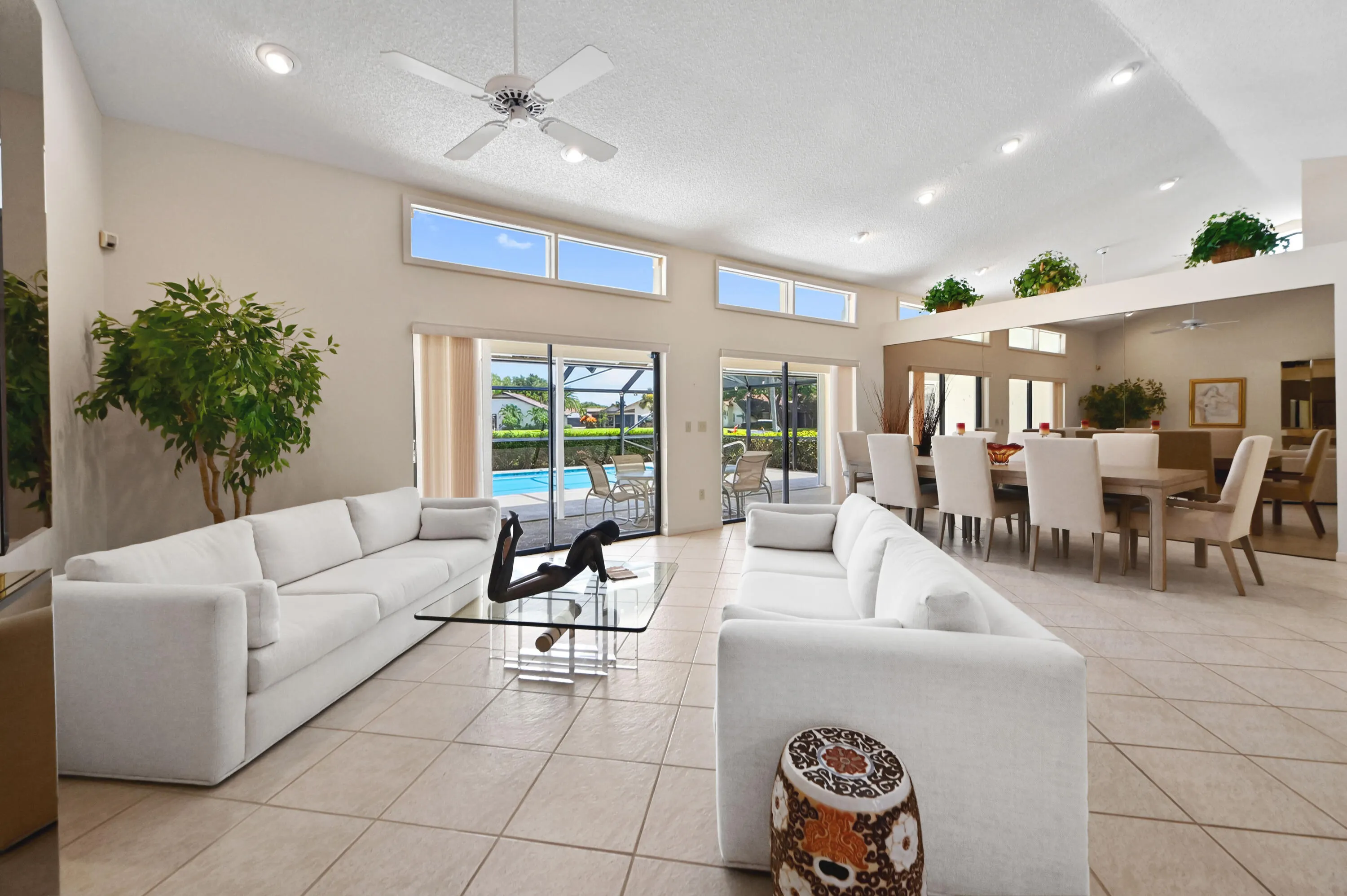 05 Living room 01