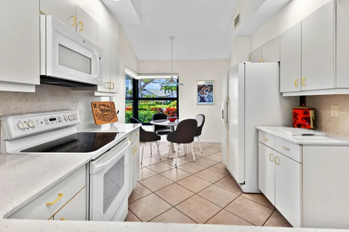 15 Kitchen 05