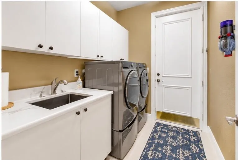 MLS_Final_04_Laundry_Room