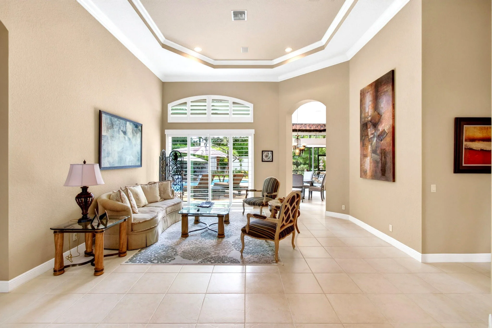 MLS_Interior_03_Living_Room