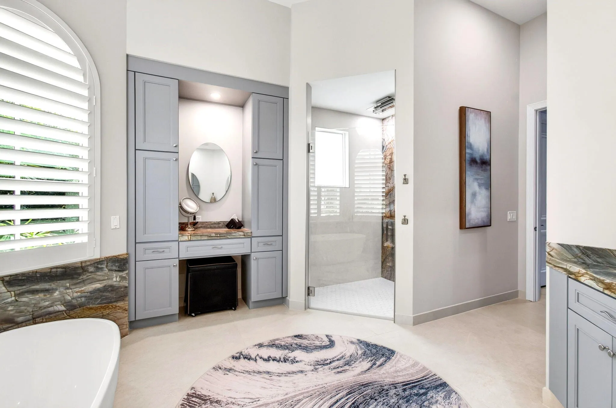 MLS_DSC_8937_Primary_Bath_Makeup_Vanity_