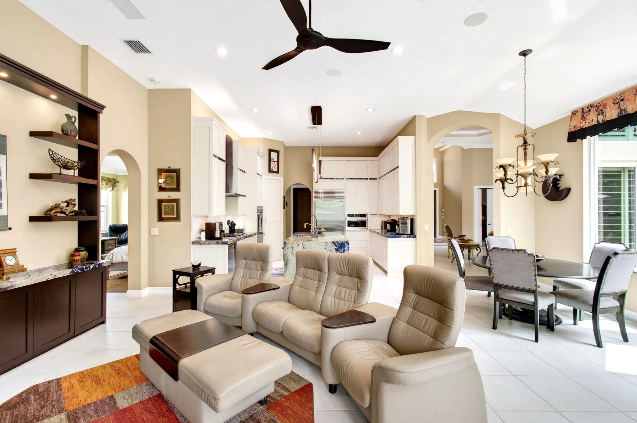 MLS_Interior_08_Open_Concept_Reverse
