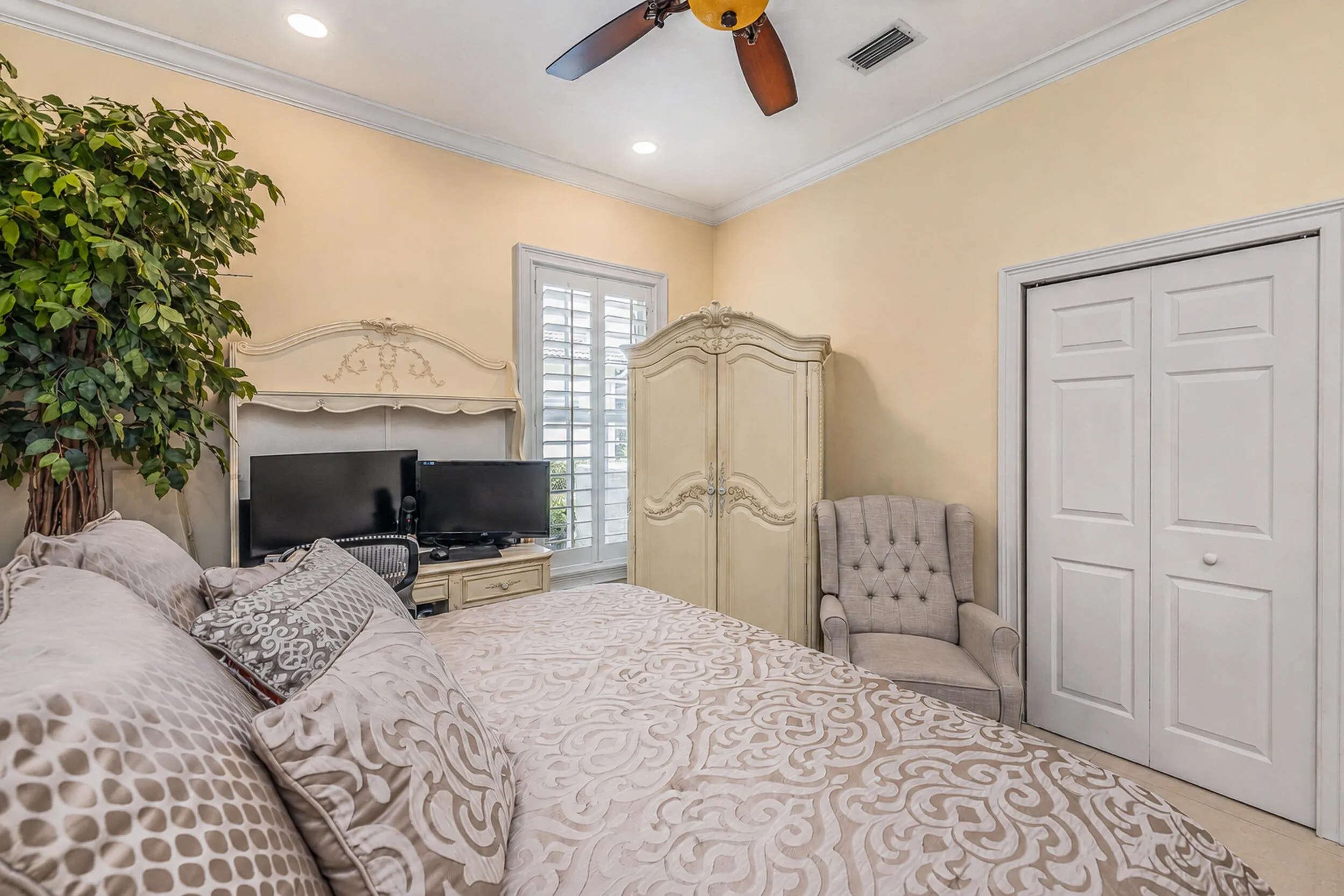 Property photo 35