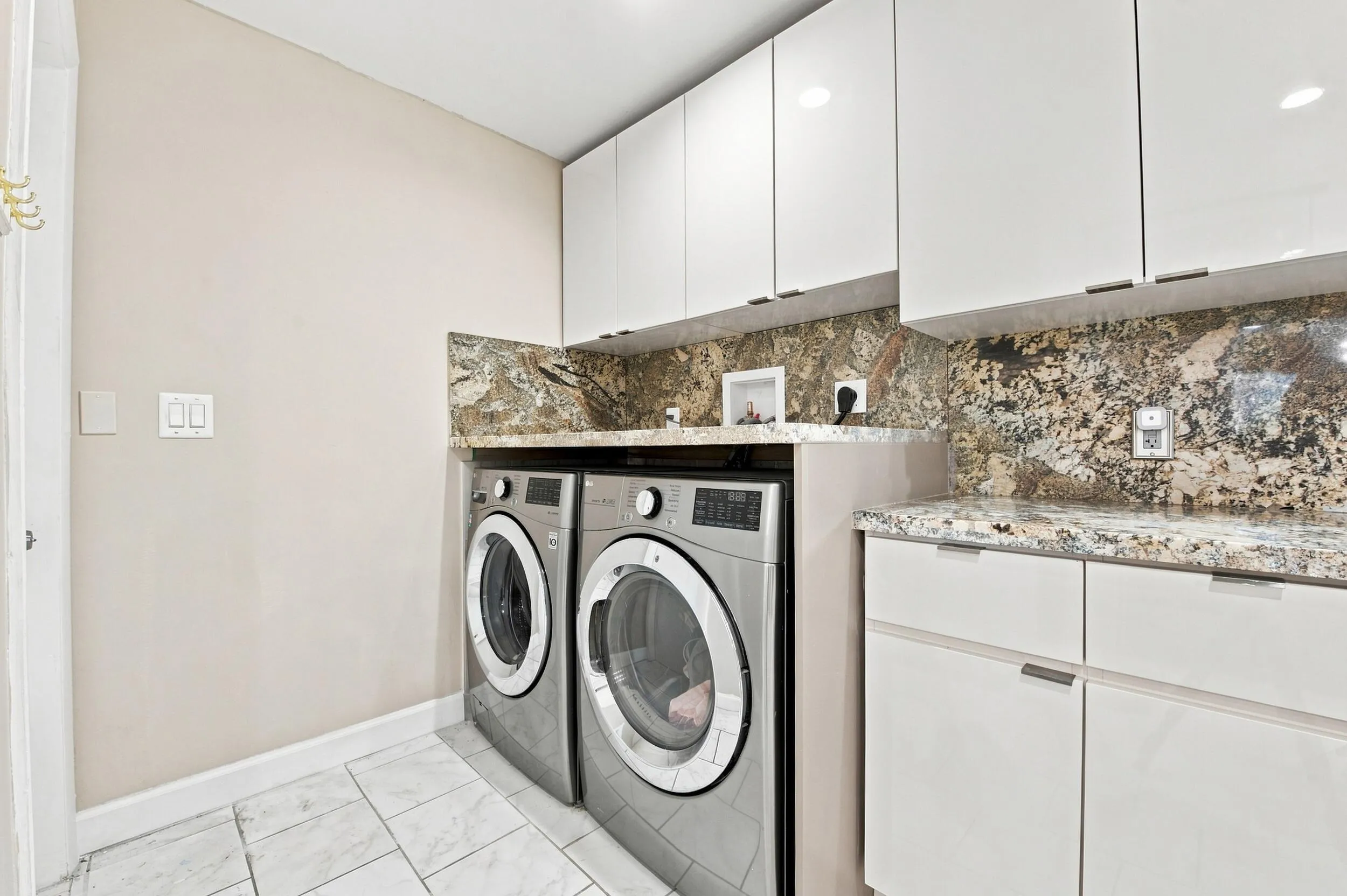 In-house Washer/Dryer