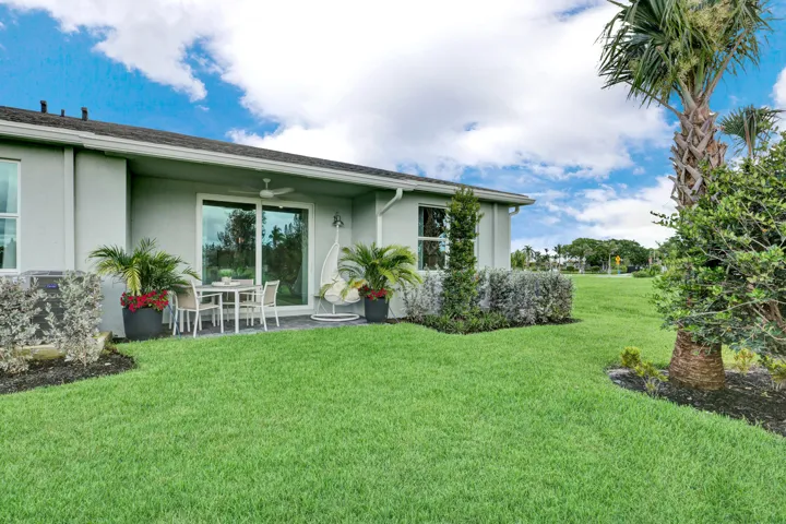 PBH_DelrayTrails_Orchid_Pic_ExteriorBack