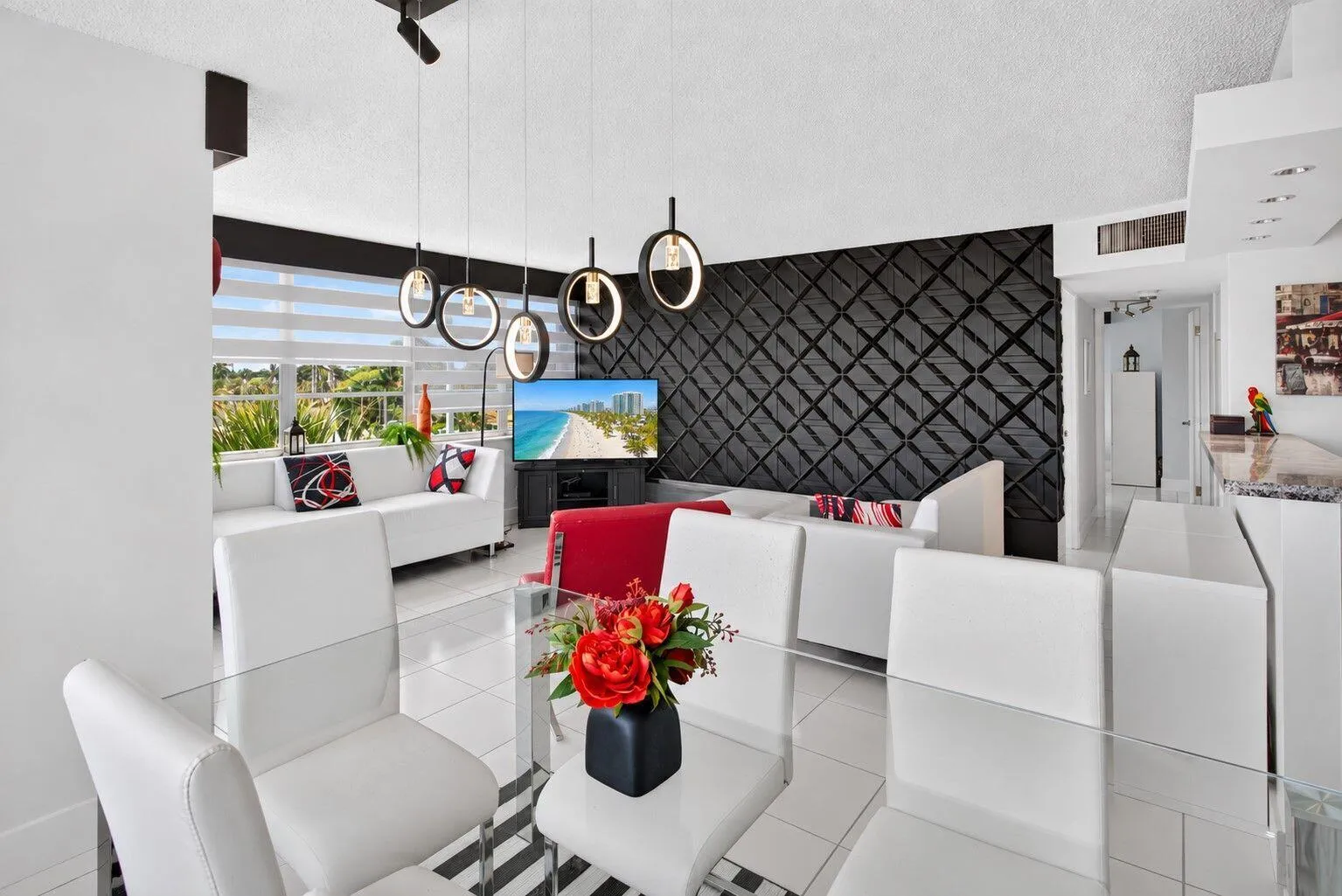 10-web-or-mls-Dining 3_1