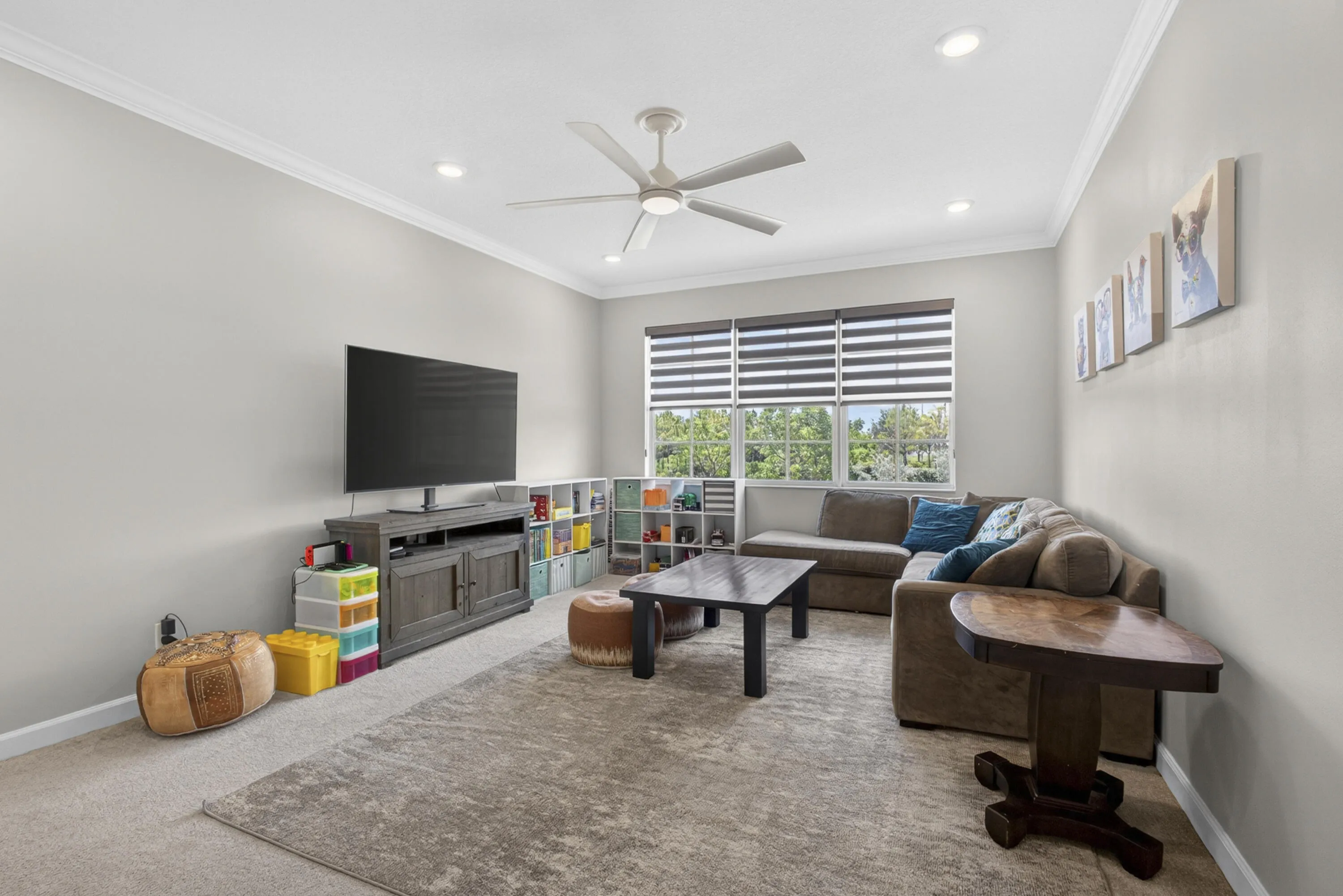 2nd Floor Family Room