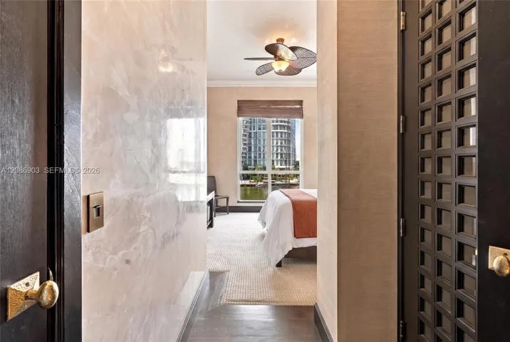 Photo 34