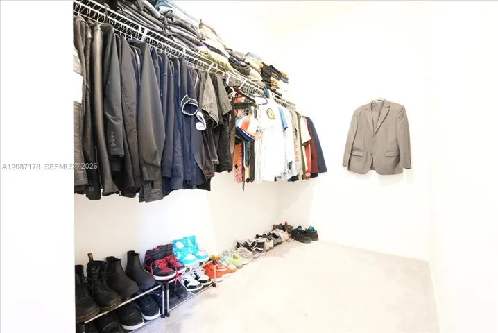 Photo 100