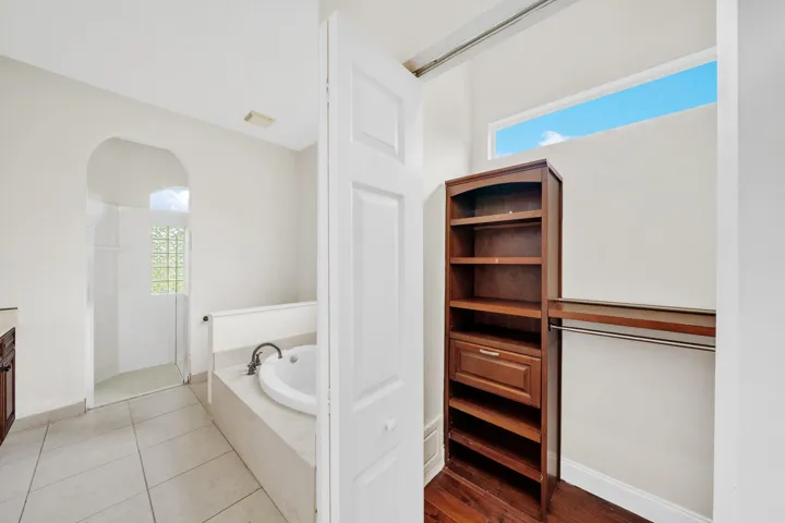 Primary Suite Bathroom