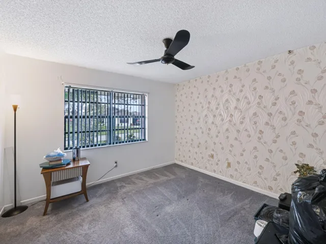 14-web-or-mls-4948-regina-ct-004