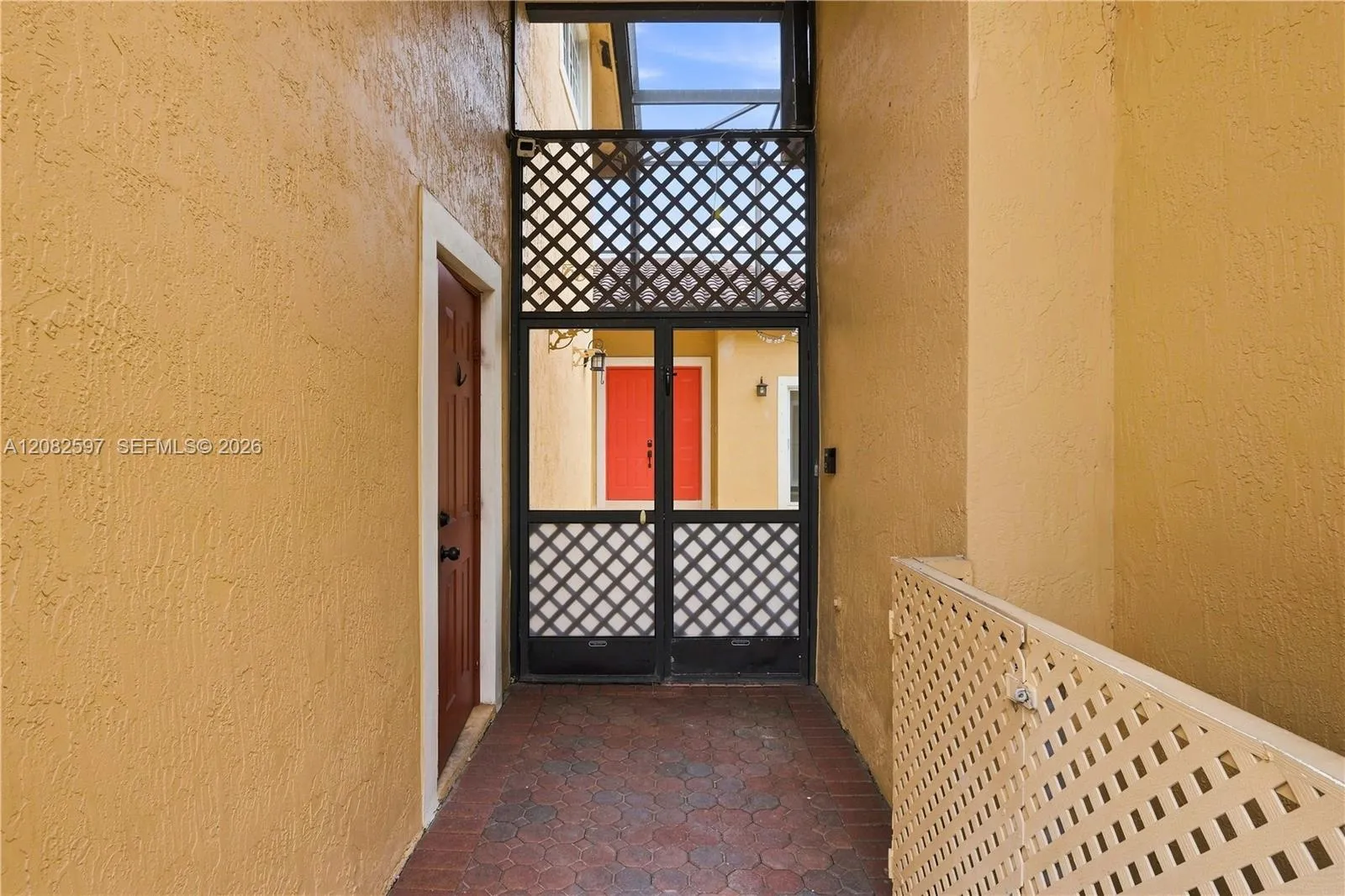 Front Entrance into Courtyard