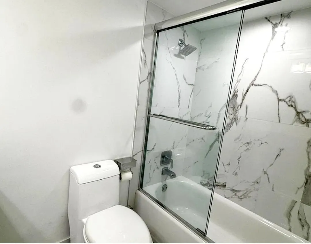 904 nw 50 bath master 1