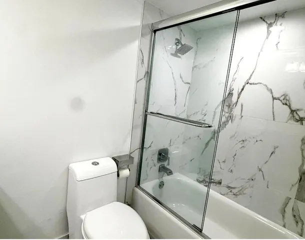 904 nw 50 bath master 1