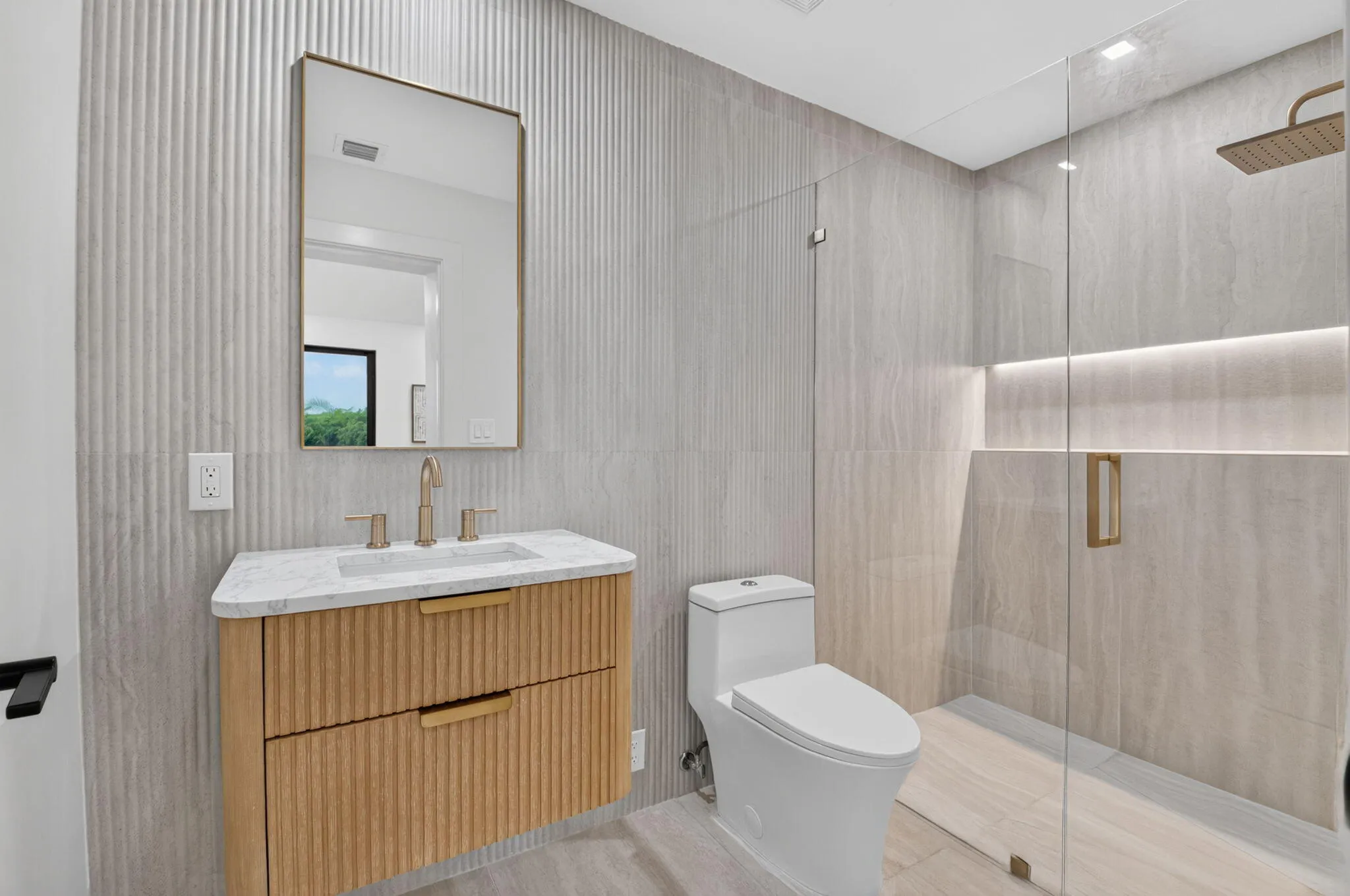 Ensuite