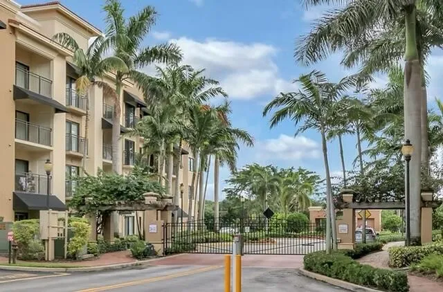 Residence at Midtown Gate