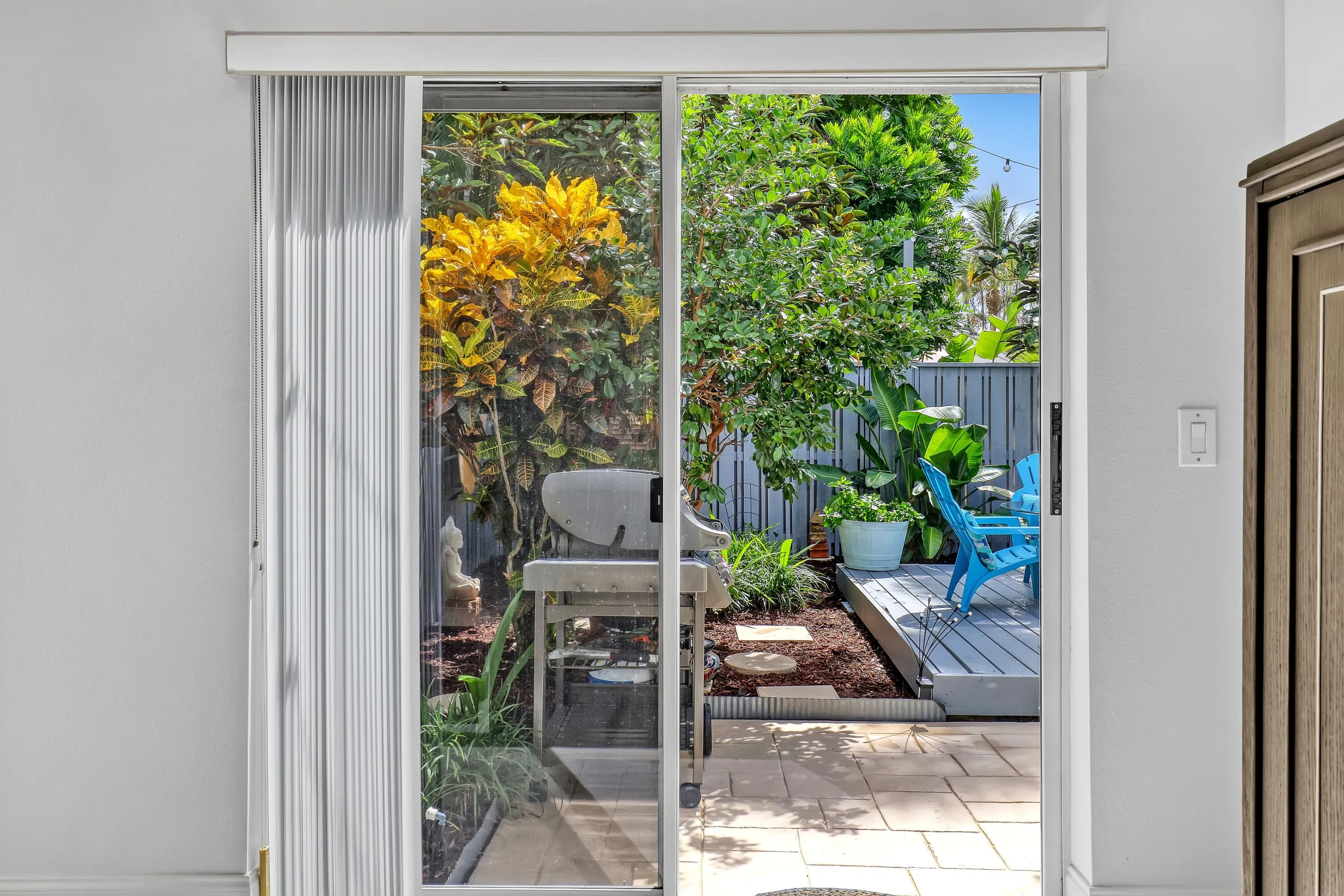 Access to Back Yard Deck