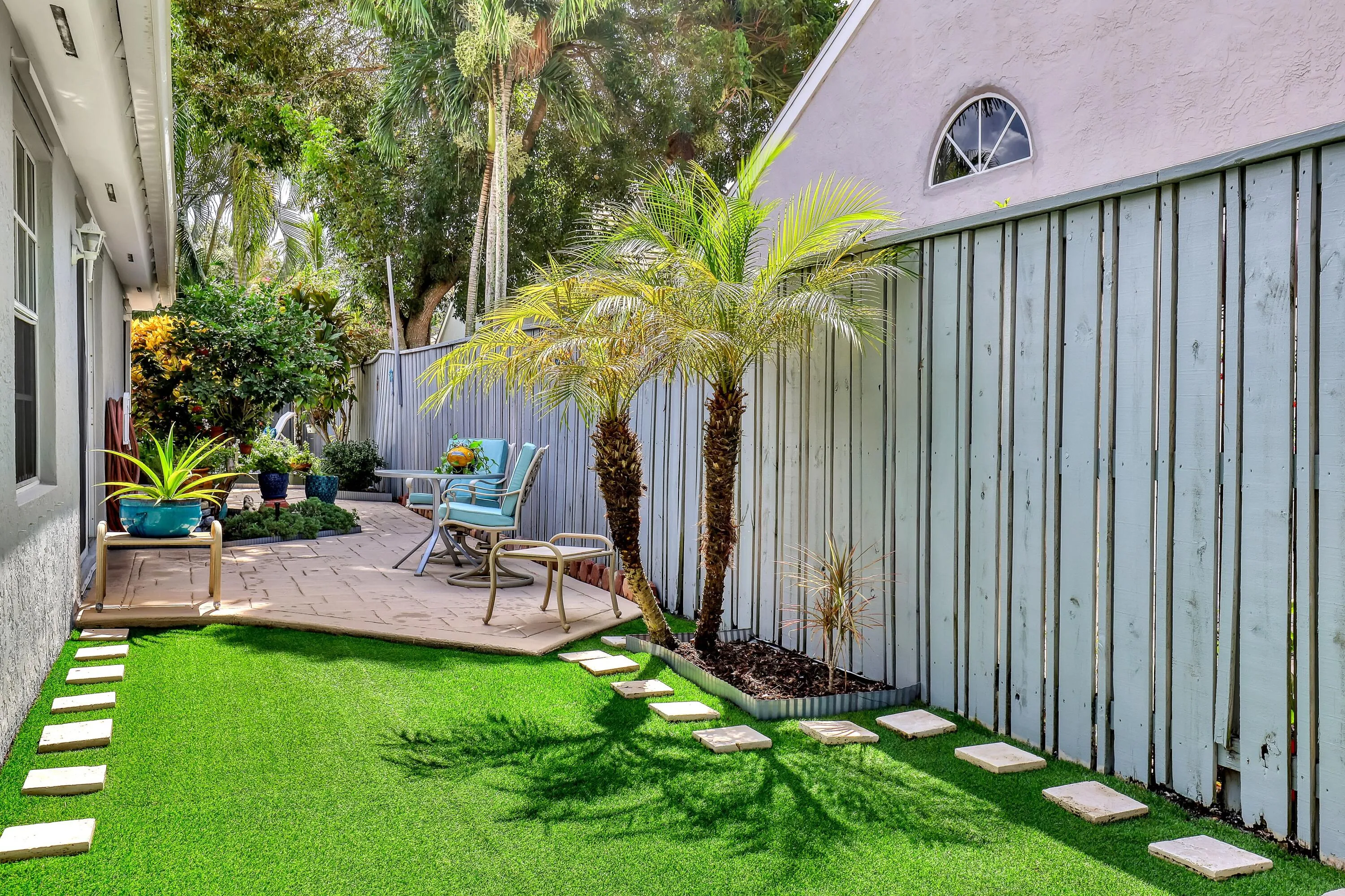 Complete Side Yard